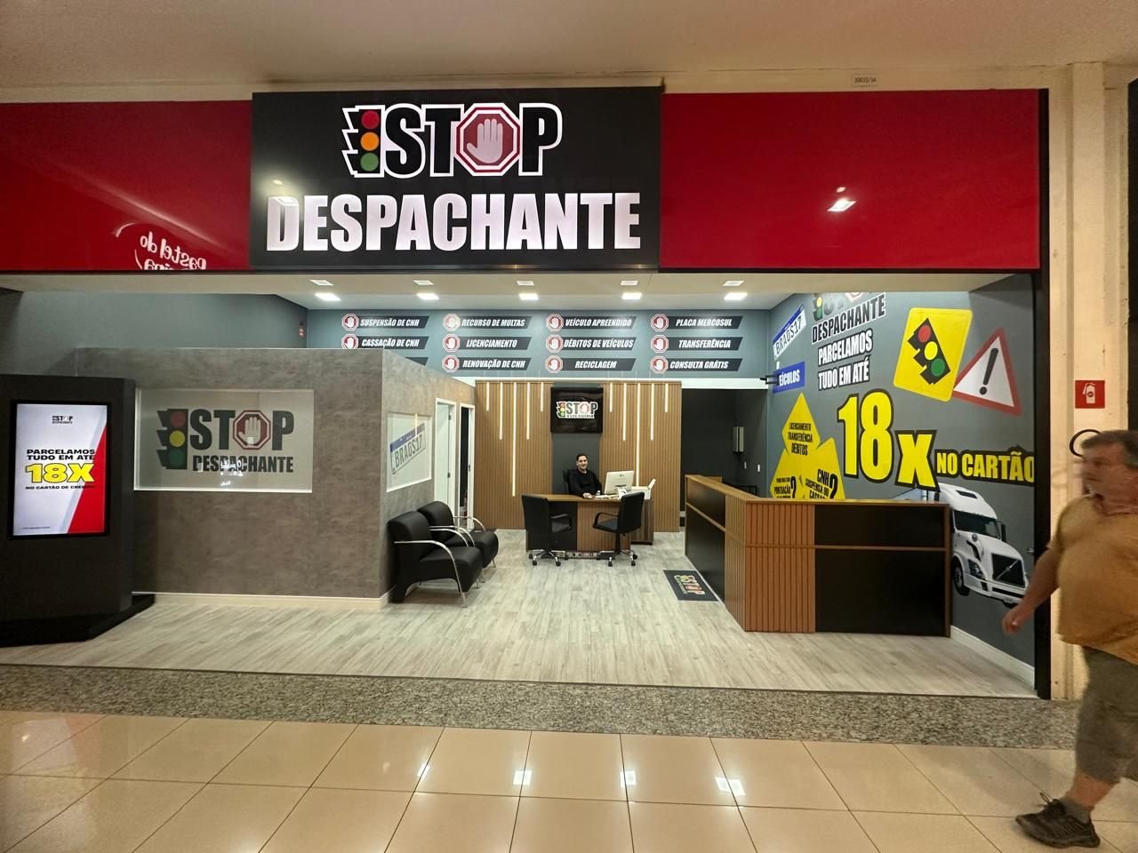 Loja da Stop no Shopping Mais